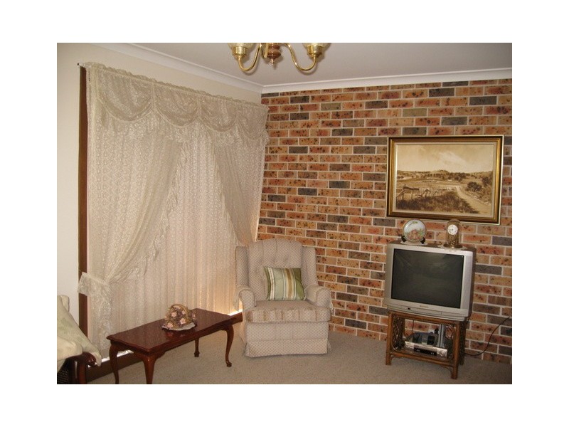 12 Bowditch Cres, Parkes NSW 2870