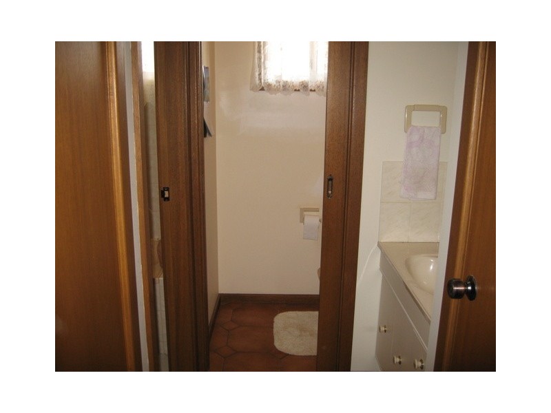 12 Bowditch Cres, Parkes NSW 2870