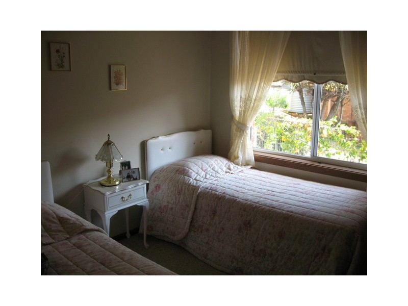 12 Bowditch Cres, Parkes NSW 2870