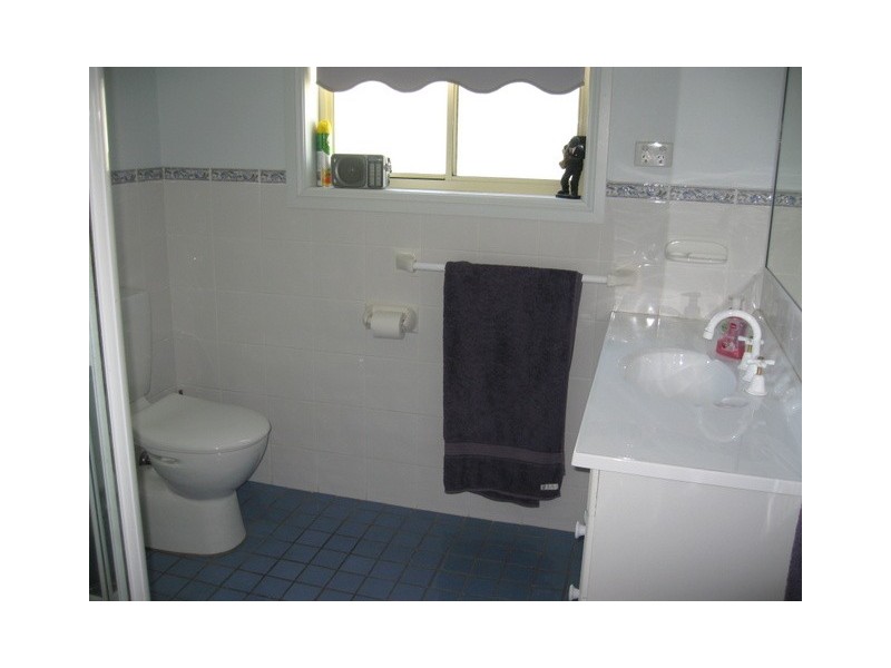 20 Arana Place, Parkes NSW 2870