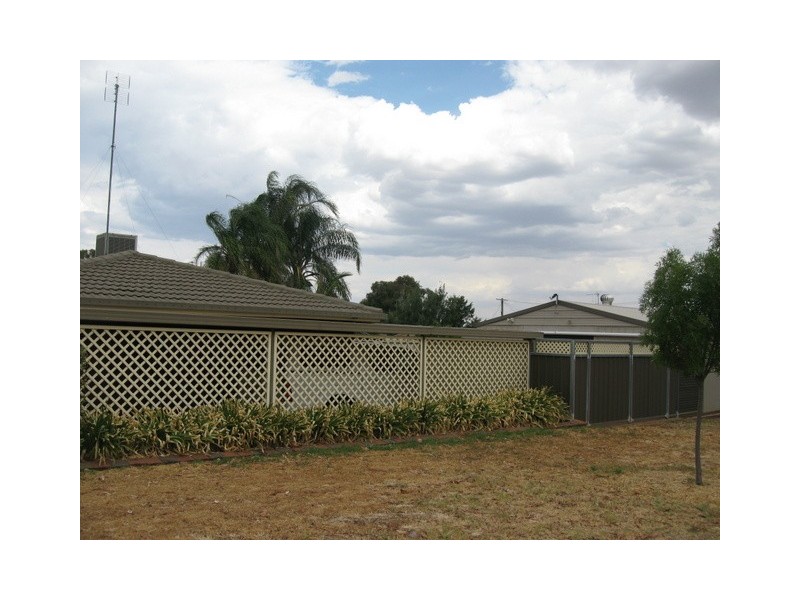 55 Brolgan Road, Parkes NSW 2870