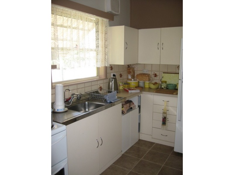15 Victoria Street, Parkes NSW 2870