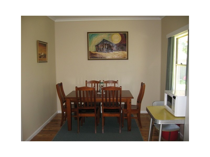 15 Victoria Street, Parkes NSW 2870