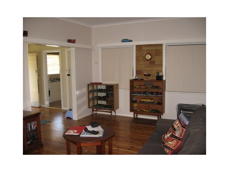 15 Victoria Street, Parkes NSW 2870