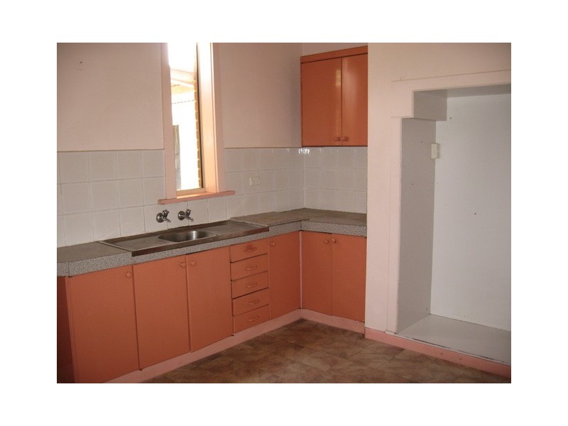 107 Clarinda Street, Parkes NSW 2870