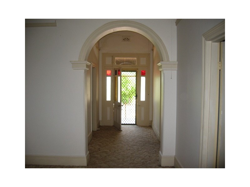 107 Clarinda Street, Parkes NSW 2870