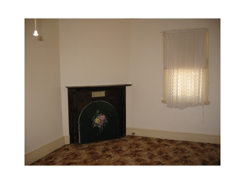 107 Clarinda Street, Parkes NSW 2870