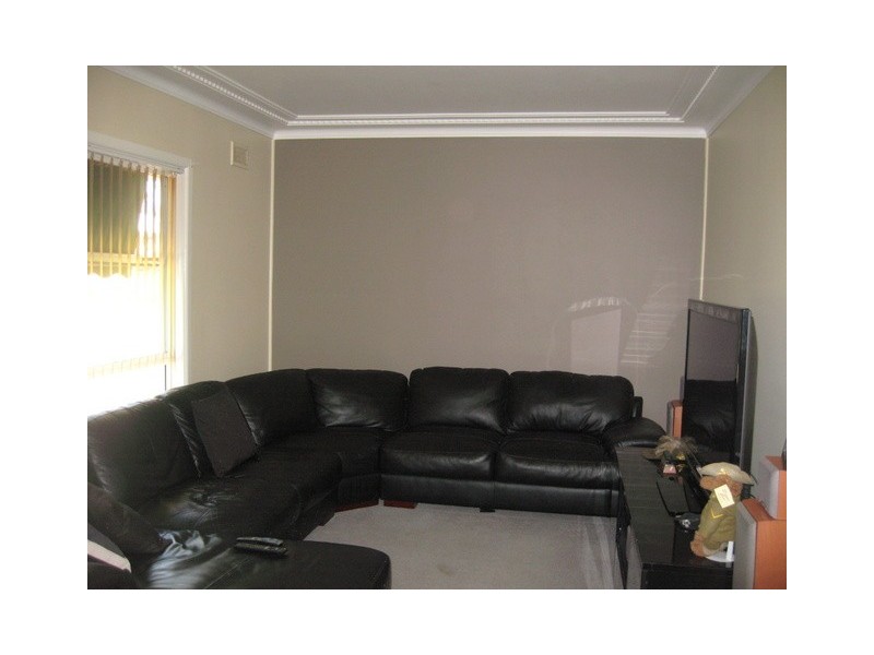 23 Thornbury Street, Parkes NSW 2870