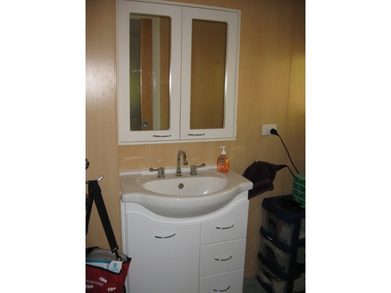 1/8 Cobden Place, Parkes NSW 2870