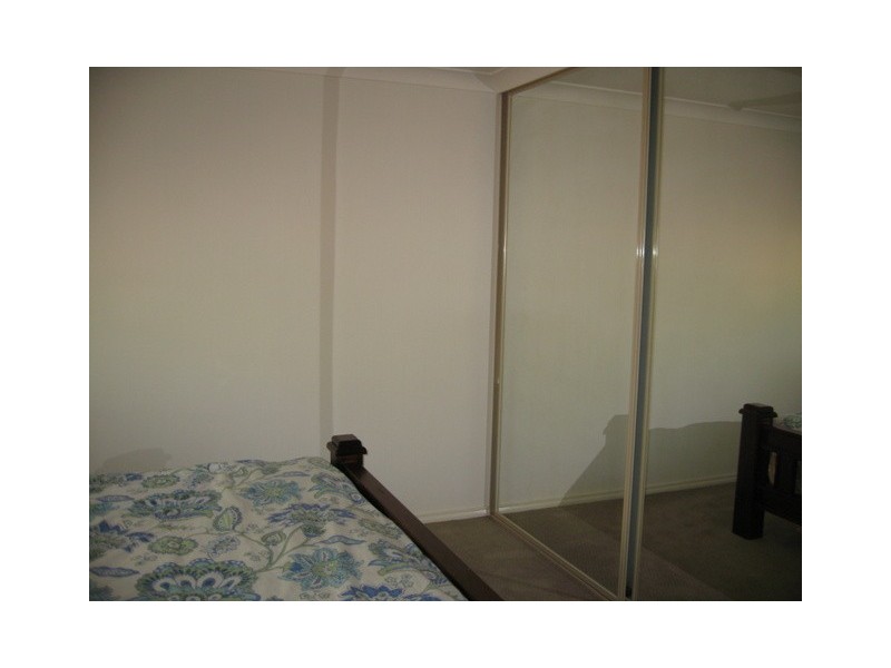 1/8 Cobden Place, Parkes NSW 2870