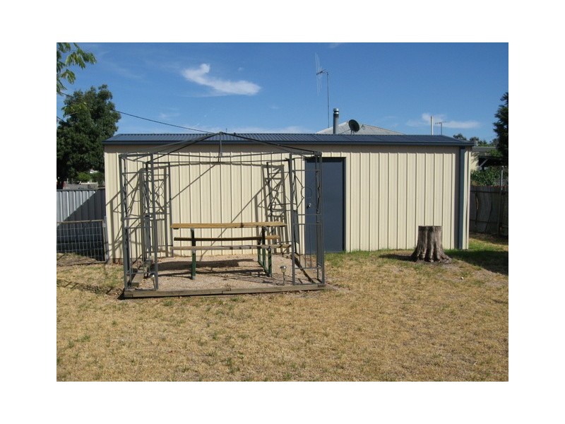 6 Close Street, Parkes NSW 2870