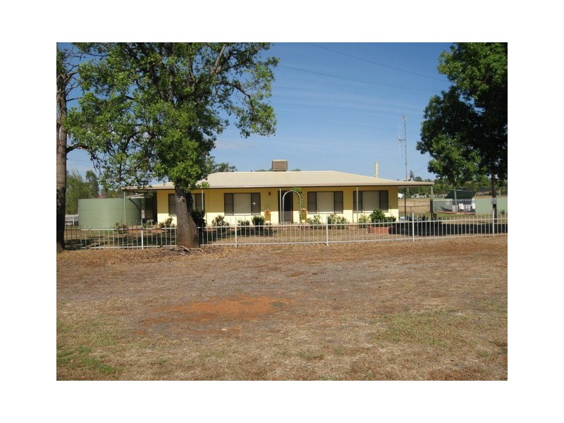 23 Tanks Road, Parkes NSW 2870