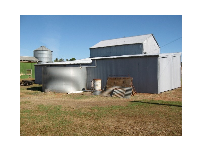 23 Tanks Road, Parkes NSW 2870