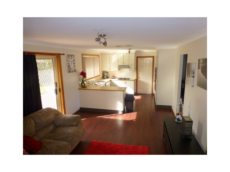 9 Glengowrie Close, Parkes NSW 2870