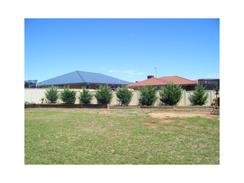 29 Alder Avenue, Parkes NSW 2870