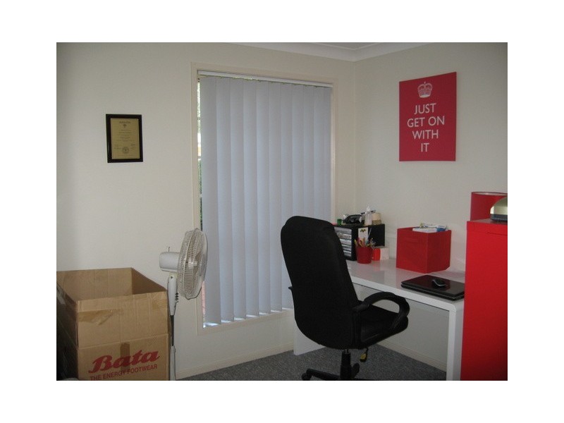 102 Dalton Street, Parkes NSW 2870