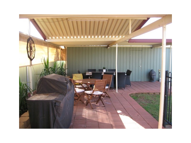102 Dalton Street, Parkes NSW 2870