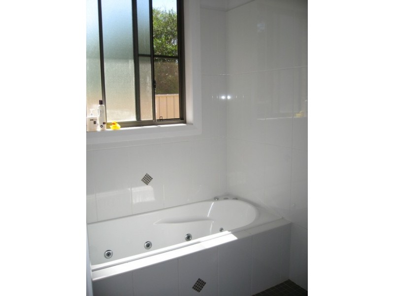 70 Dalton Street, Parkes NSW 2870