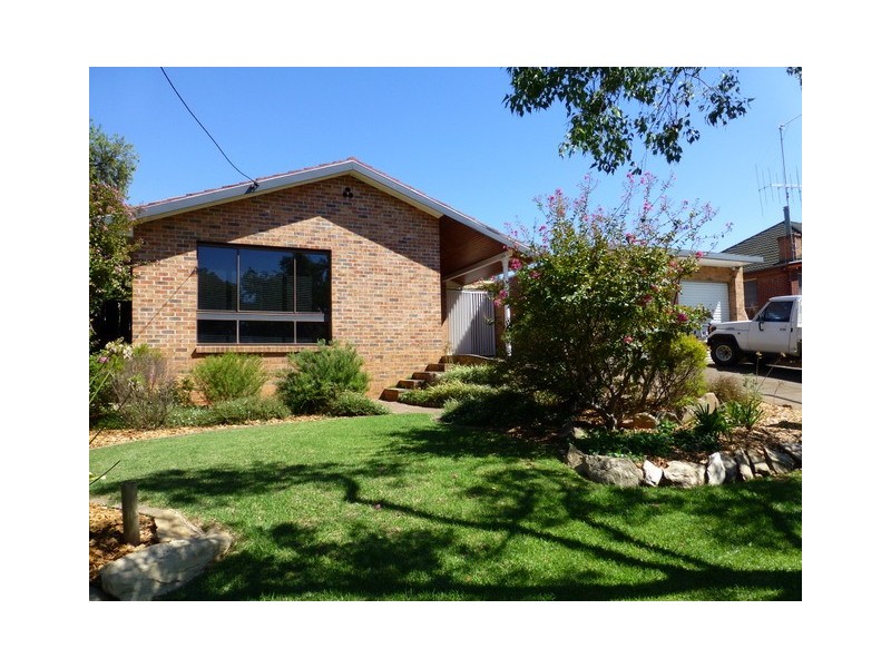 36 Lorking Street, Parkes NSW 2870