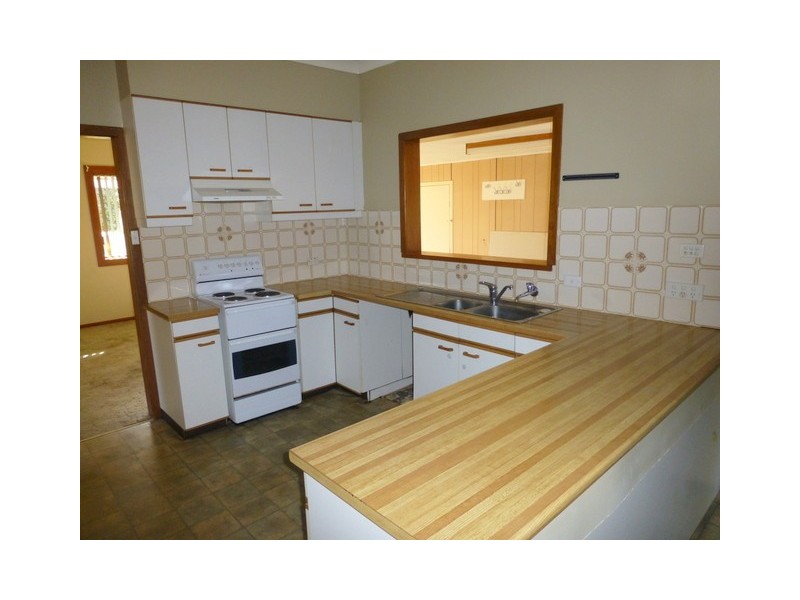 5 Hume Street, Parkes NSW 2870