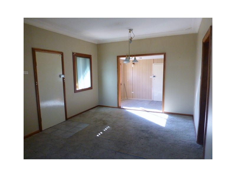 5 Hume Street, Parkes NSW 2870