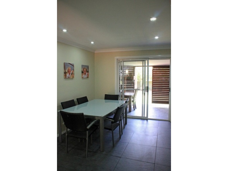 8 Dalley Street, Parkes NSW 2870