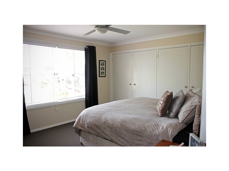 8 Dalley Street, Parkes NSW 2870