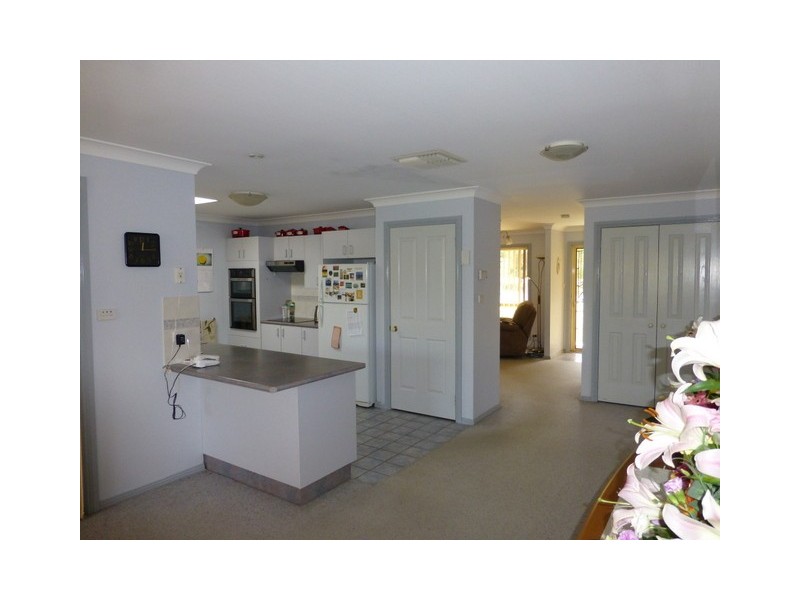 8 Russell Street, Parkes NSW 2870