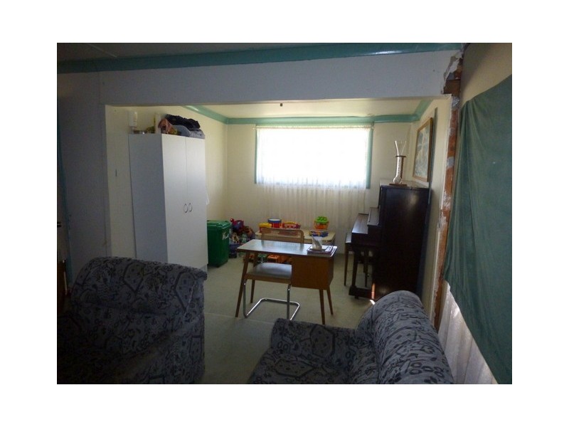 9 Dunns Lane, Parkes NSW 2870