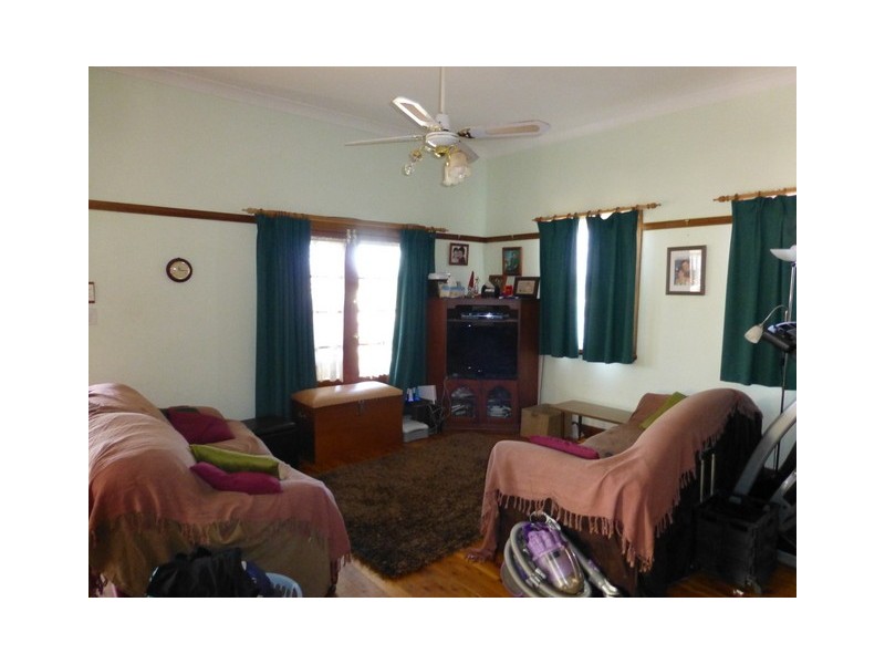 26 Weston Street, Parkes NSW 2870