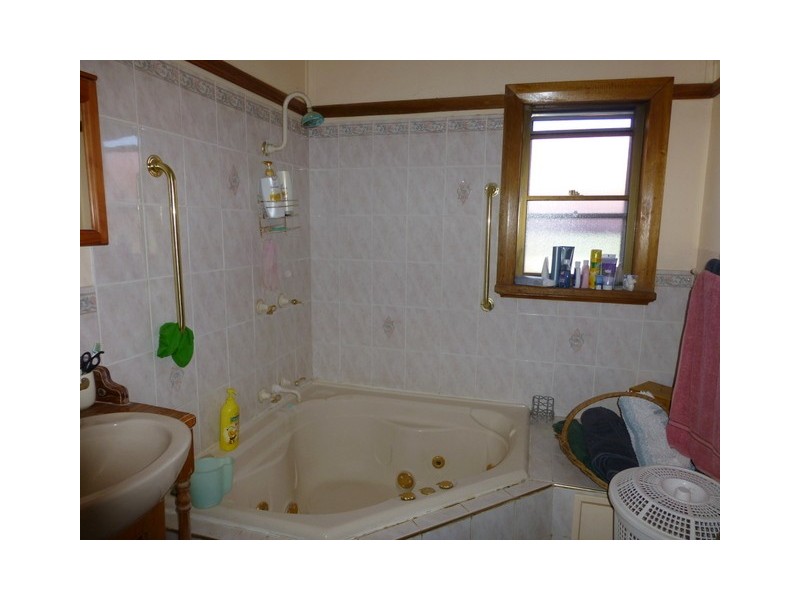 26 Weston Street, Parkes NSW 2870