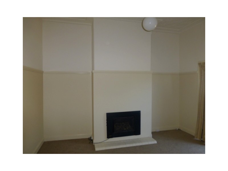 26 Gap Street, Parkes NSW 2870