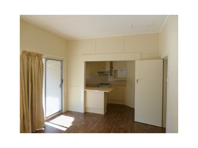 26 Gap Street, Parkes NSW 2870