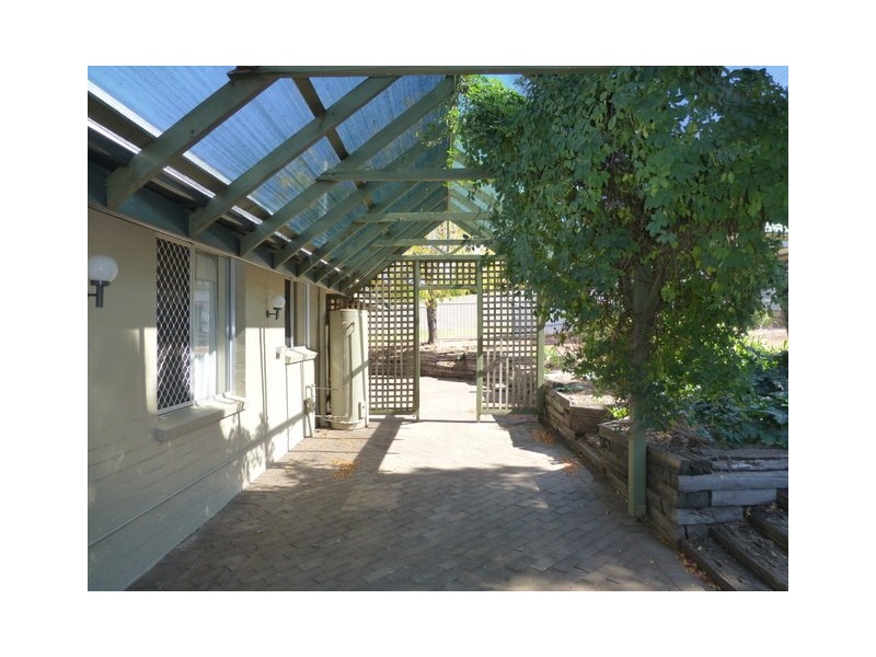 26 Gap Street, Parkes NSW 2870