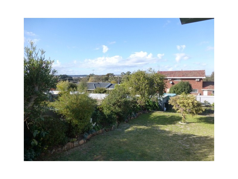 19 Evans Parade, Parkes NSW 2870