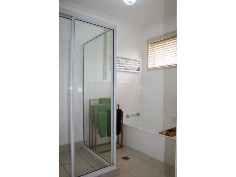 7 Flinders Street, Parkes NSW 2870