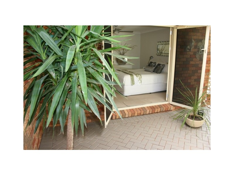 7 Flinders Street, Parkes NSW 2870