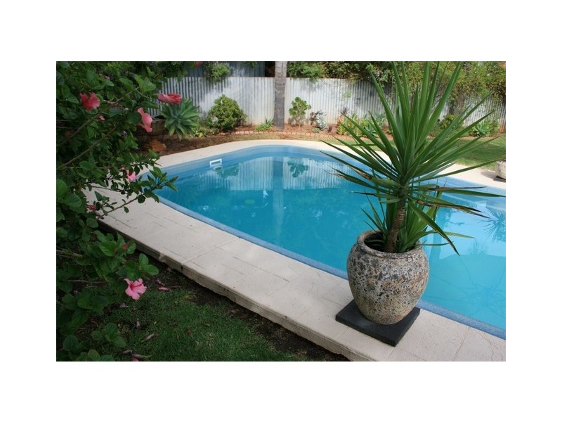 7 Flinders Street, Parkes NSW 2870