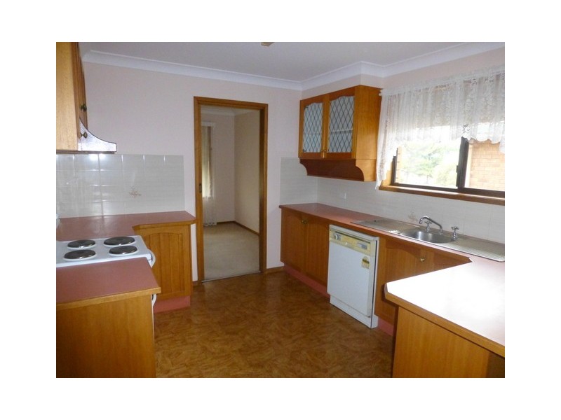 24 Jones Street, Parkes NSW 2870