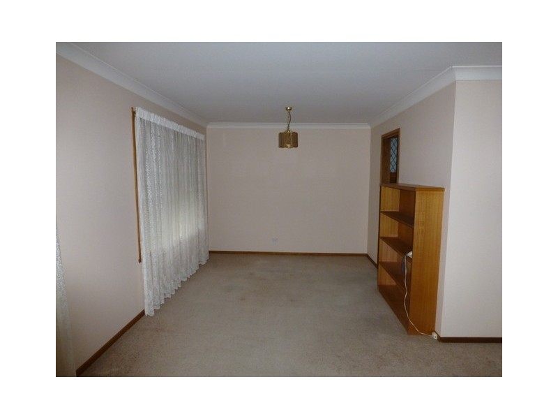 24 Jones Street, Parkes NSW 2870