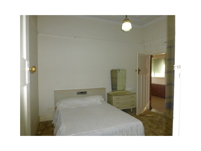 14 Cecile Street, Parkes NSW 2870