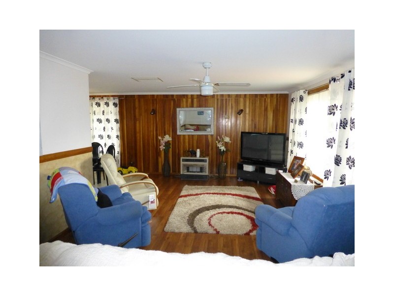 17 Brolgan Road, Parkes NSW 2870