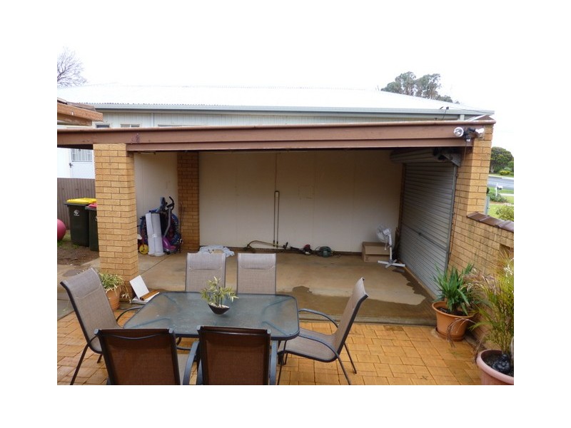 17 Brolgan Road, Parkes NSW 2870