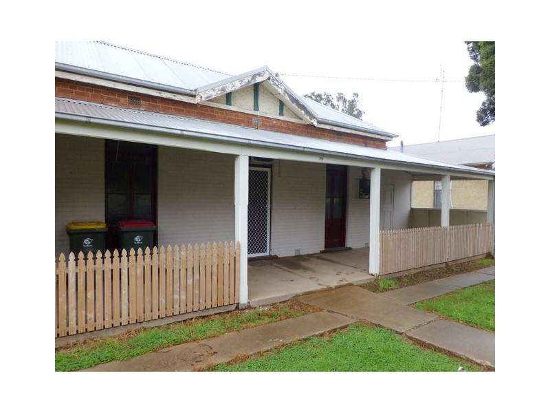75 Dalton Street, Parkes NSW 2870