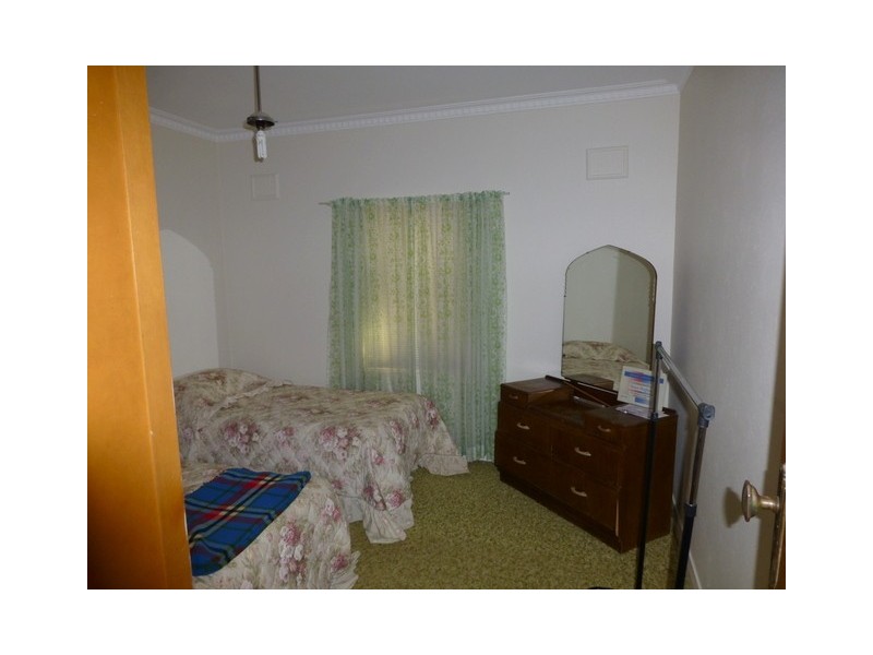 83 Victoria Street, Parkes NSW 2870