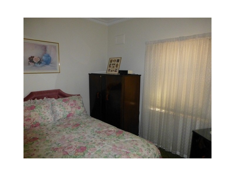 83 Victoria Street, Parkes NSW 2870