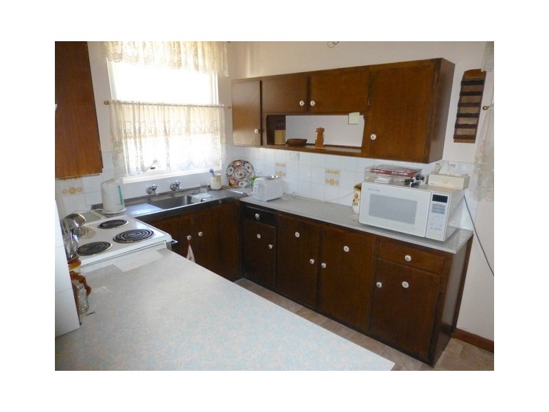 83 Victoria Street, Parkes NSW 2870