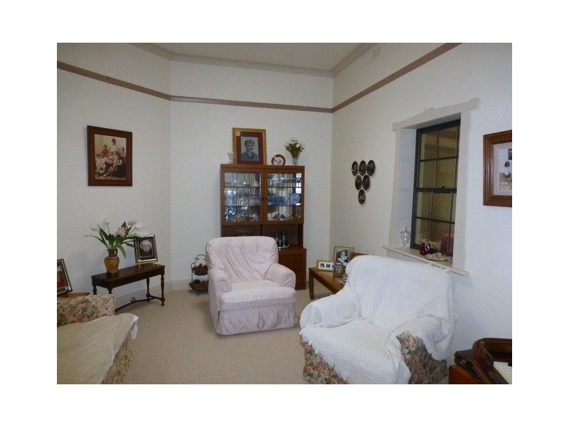 35 Mitchell Street, Parkes NSW 2870