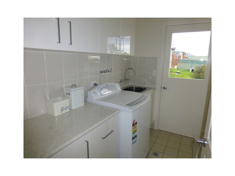 21 Reid Street, Parkes NSW 2870