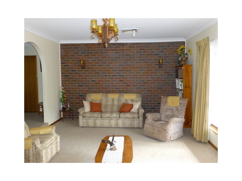 51 Brolgan Road, Parkes NSW 2870